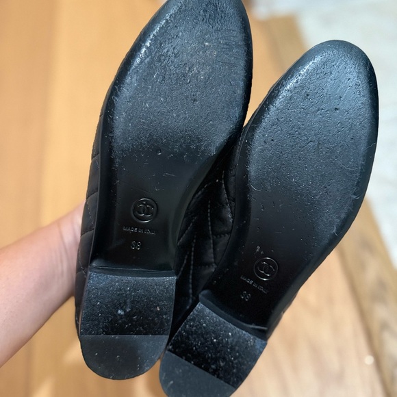 CHANEL Lambskin Black Quilted Flats - Picture 7 of 13